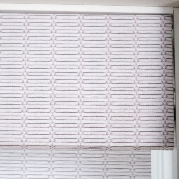 Color: Lulu Pearl LX334