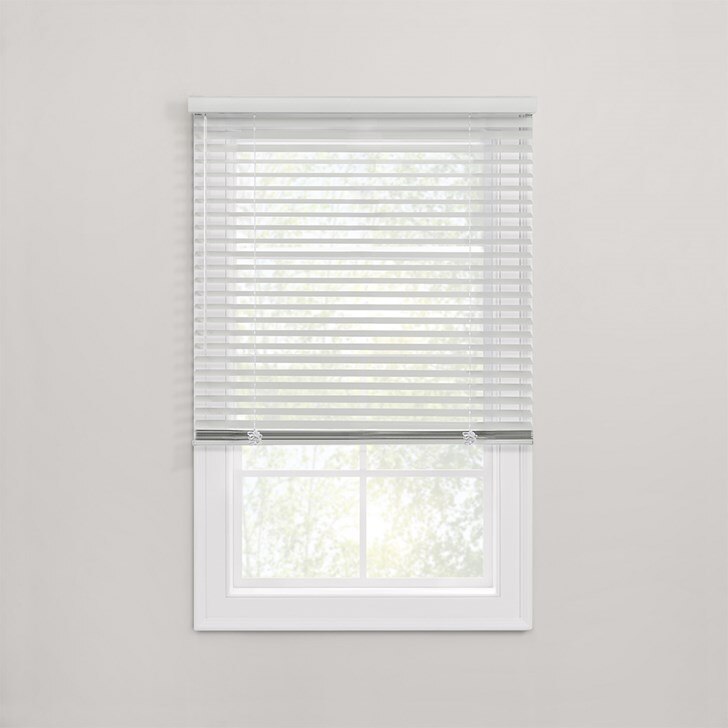 Color: White Gloss