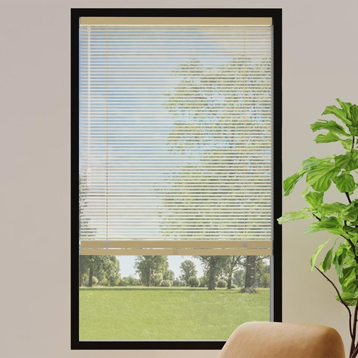 Color: Beige 011