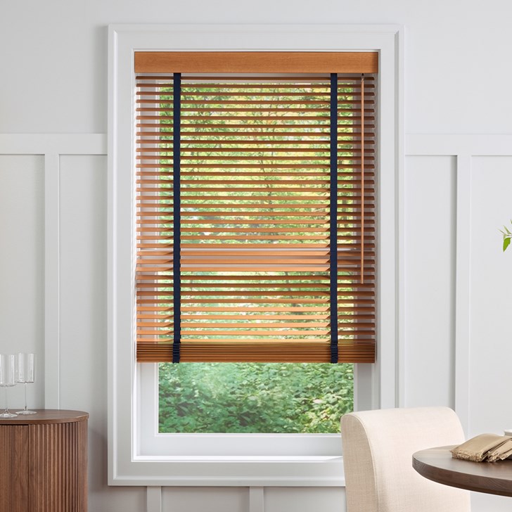 Color: Golden Oak 126; Lift: Cordless; Cloth Tape: 1 Inch Deep Ocean; Corners: Round; Valance: 3 1/2 Inch Modern